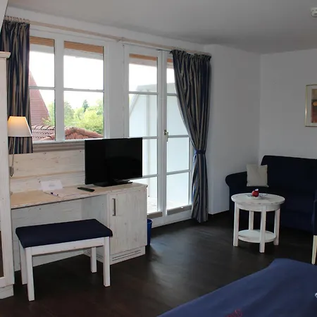 Altes Land 3*